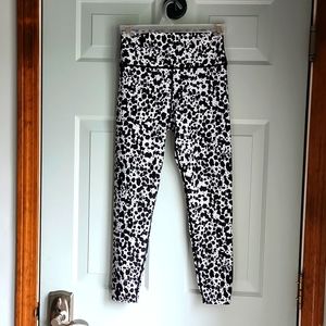 Sage, Woman's, Sz Sm, Black and White Athletic Pants, 3/4 Length